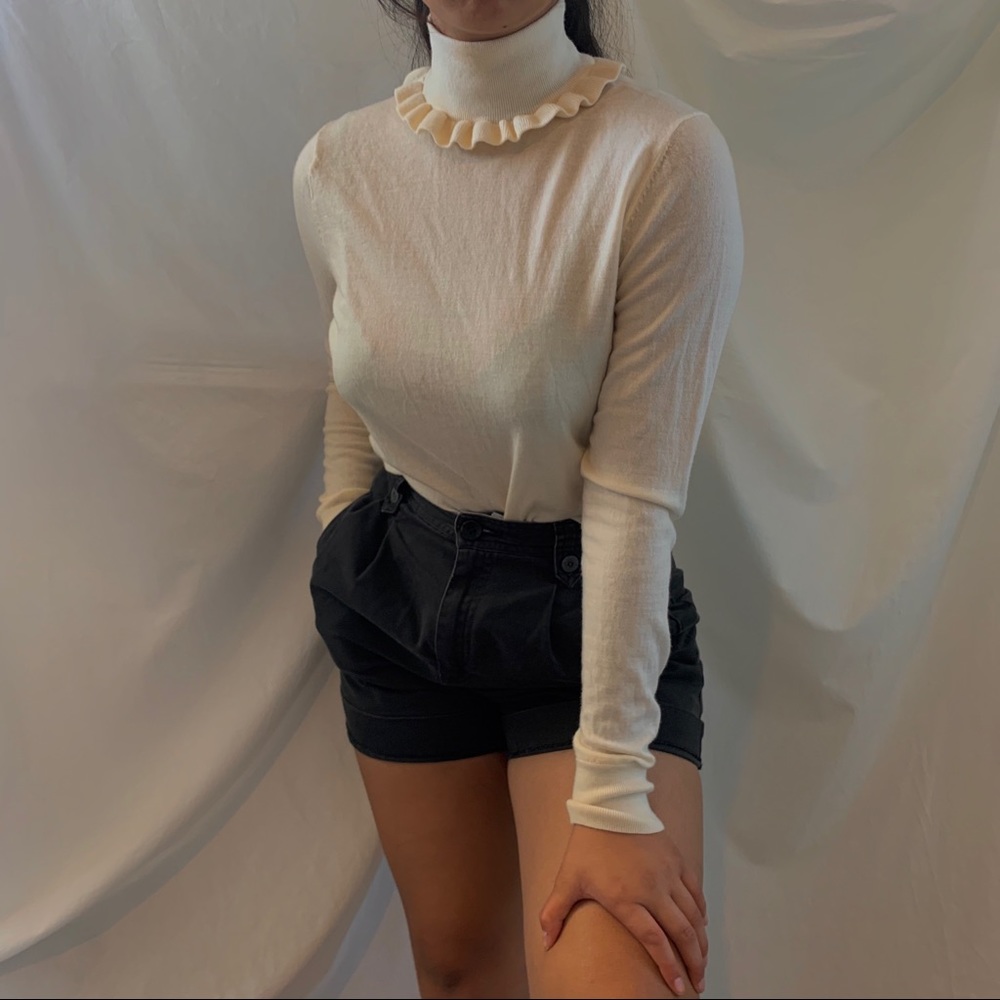 ✨100% MERINO WOOL ANN TAYLOR SWEATER/TOP✨